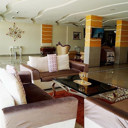 Wanasa Hotel Apartments Maszkat Kültér fotó
