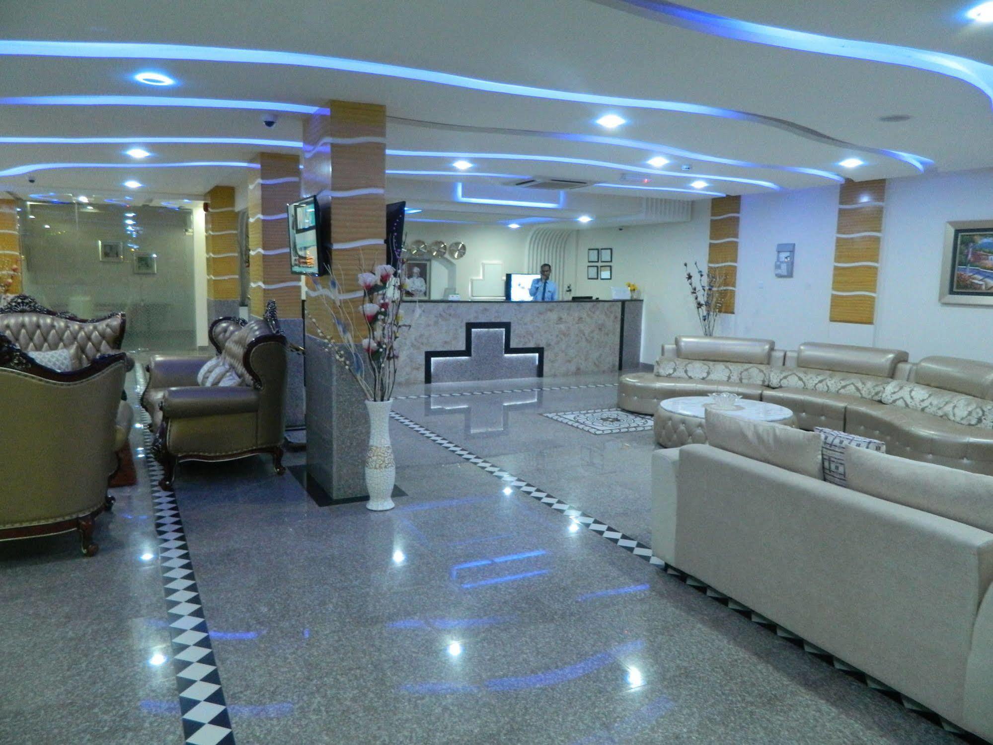 Wanasa Hotel Apartments Maszkat Kültér fotó